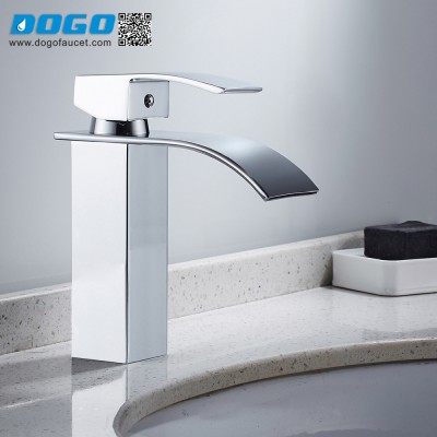 Chrome Finish Single Hole kitchen or Bathroom Basin Taps  Brass basin Mixer  DG-BF2016S-CR